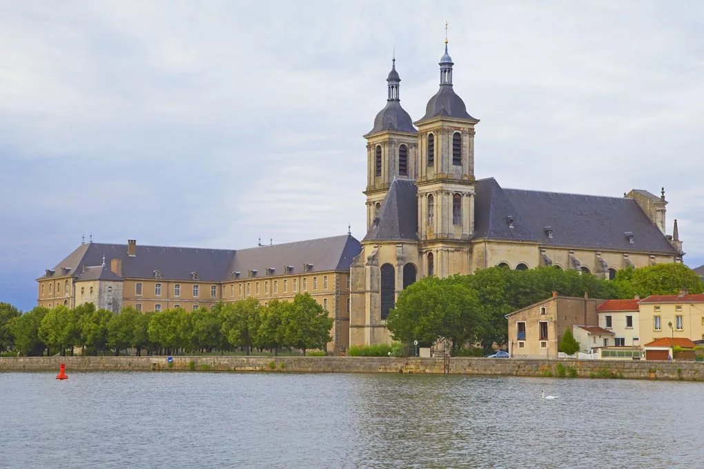 Das historische Erbe vor den Toren von Xouaxanges
