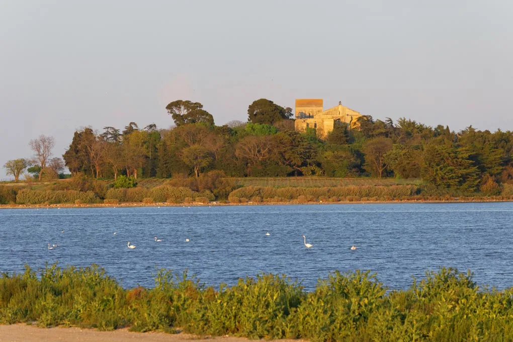 Villeneuve-lès-Maguelone – zwischen wilden Stränden und mittelalterlichem Erbe