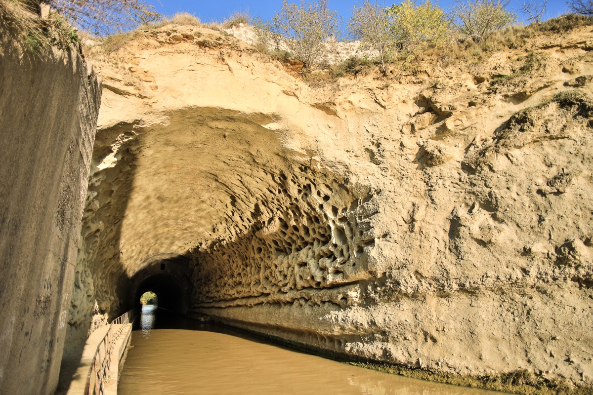 Den Tunnel von Malpas entdecken