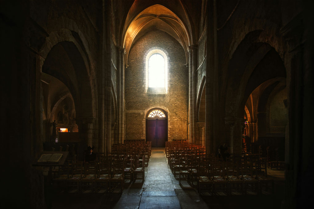 Weinberge und alte Steine gallery image