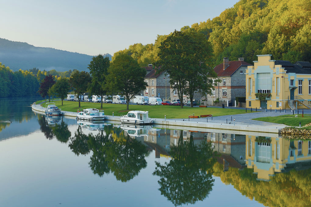 Château, manoirs et magie gallery image