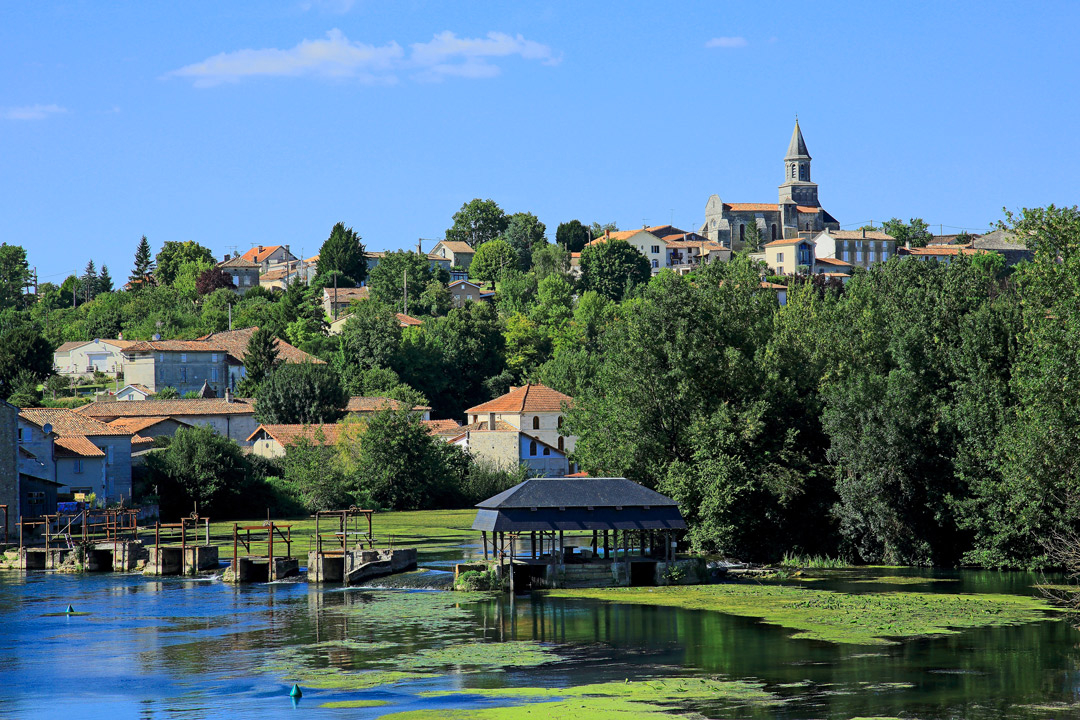 Découvrir le village de Saint-Simeux