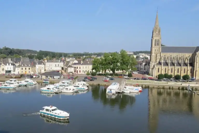 Angers and Surroundings