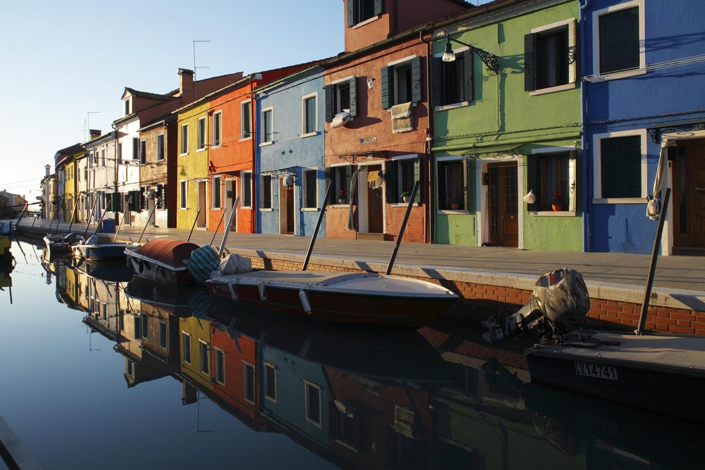 Between two lagoons: houseboat cruise from Venice to Grado
