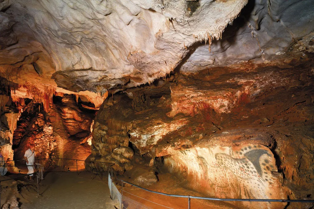 Larnagol : escale sur le Lot à la découverte de la grotte du Pech Merle