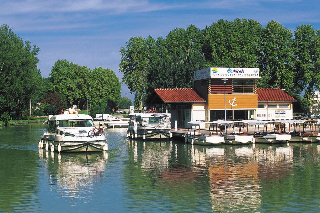Saveurs d&rsquo;Agen par le pont-canal gallery image