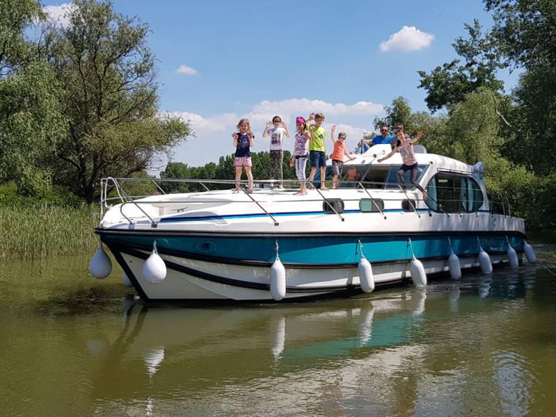 Tiszacsege
