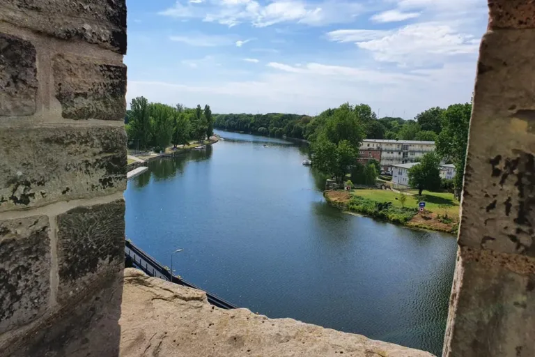 Schlösser und Städte an der Saale