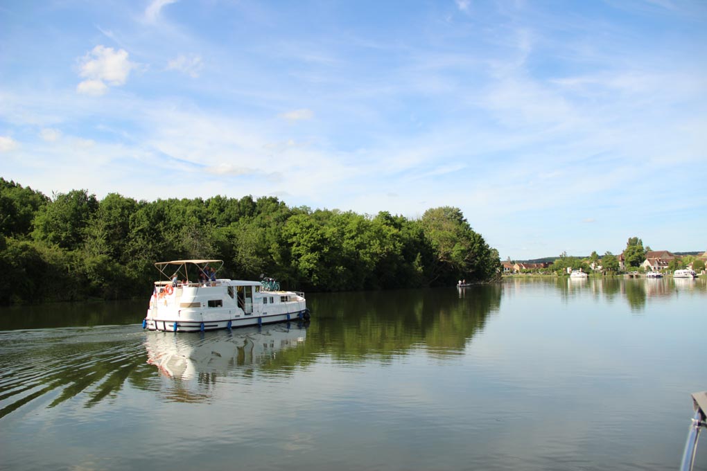 Cercy-la-Tour: Panoramablick vom Burgturm