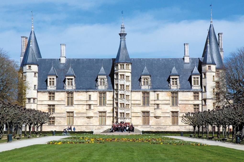 Admirer le patrimoine de Nevers