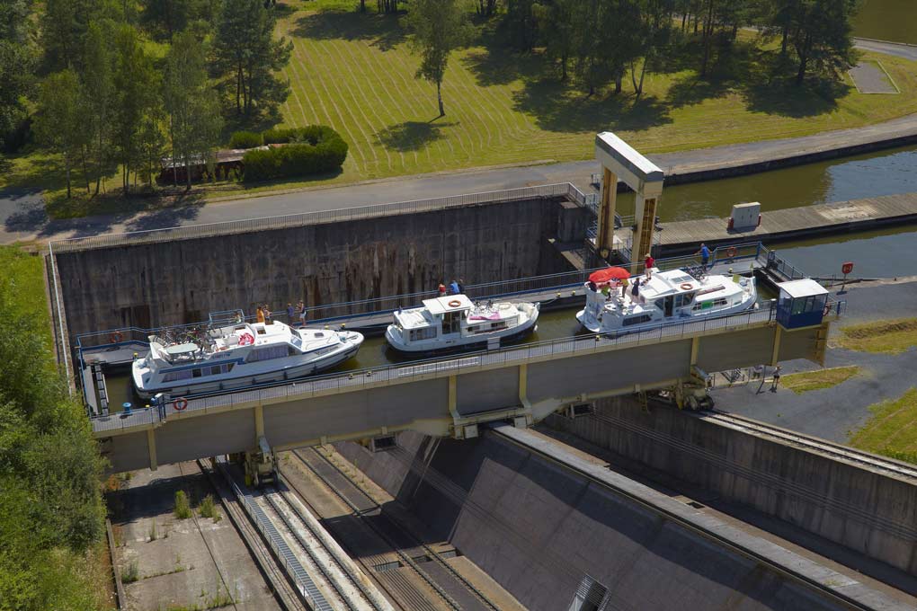 Arzviller, l'escale où l'eau rencontre l'Histoire
