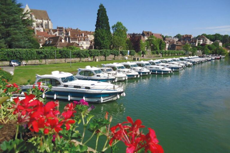 Hausbootfahrt auf der kleinen Saône