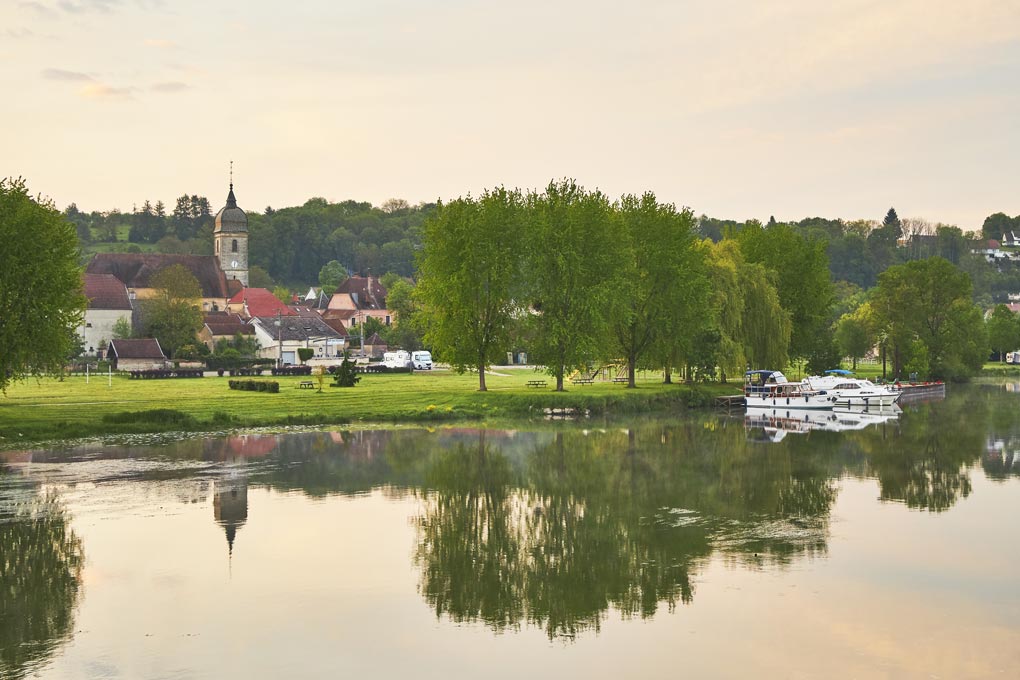 Scey-sur-Saône: Ein Dorf in der Franche-Comté, wo Wasser und Kultur sich begegnen