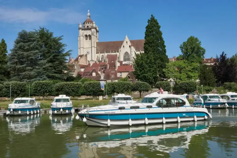 Die Schlösser an der Saône