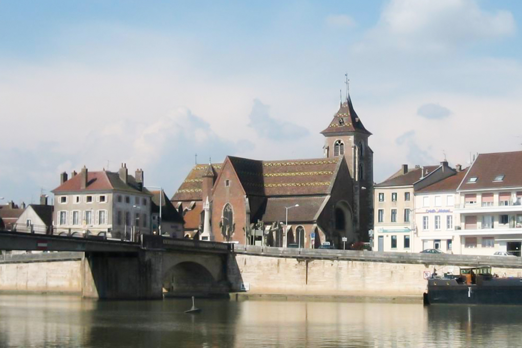 Visiter Saint-Jean-de-Losne, carrefour fluvial