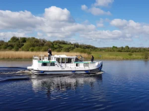 Vue extérieure de notre modèle de bateau sans permis - Pénichette Comfort 6/7 Pers.