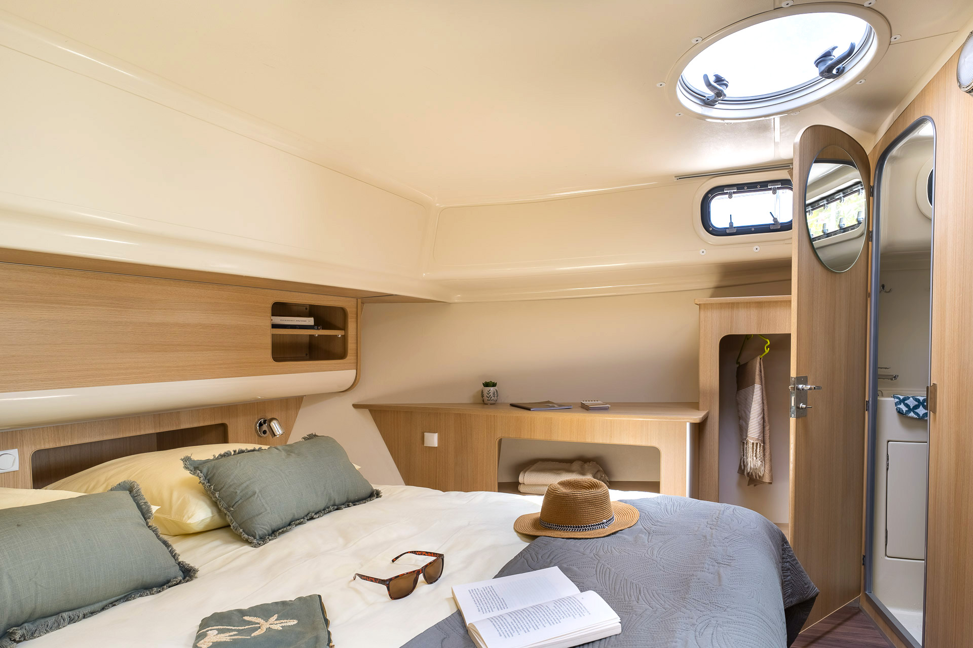 Cruiser Premium+ 6/8 Pers. gallery image