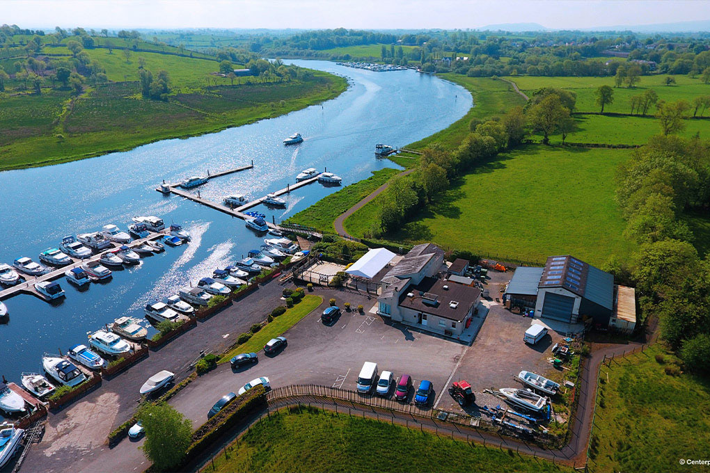 Seen und Schlösser in Irland gallery image