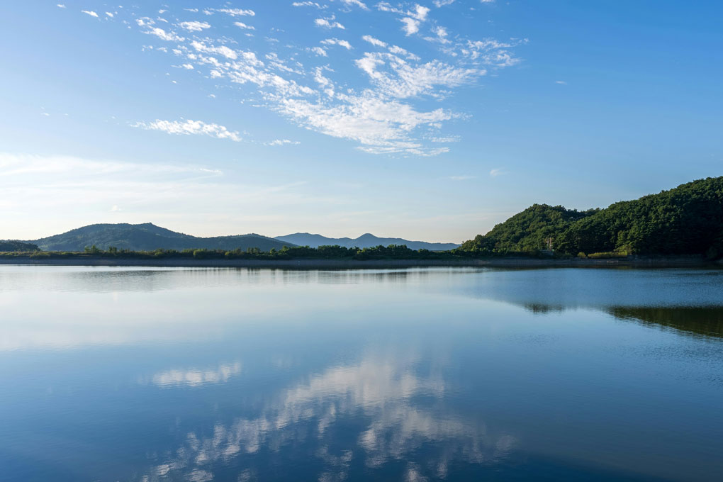 Lakes and Castles in Ireland gallery image