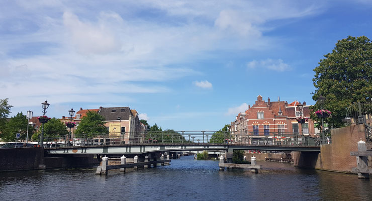 Hausbooturlaub in Leiden in Holland