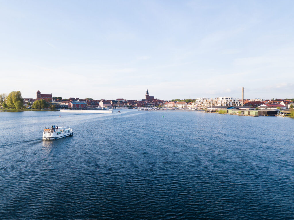 Seenlandschaft Locaboat