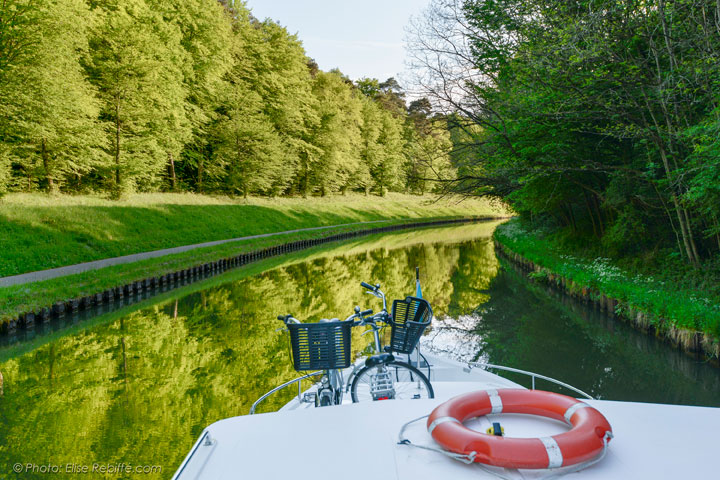 Location de bateau sur le canal de la marne au rhin